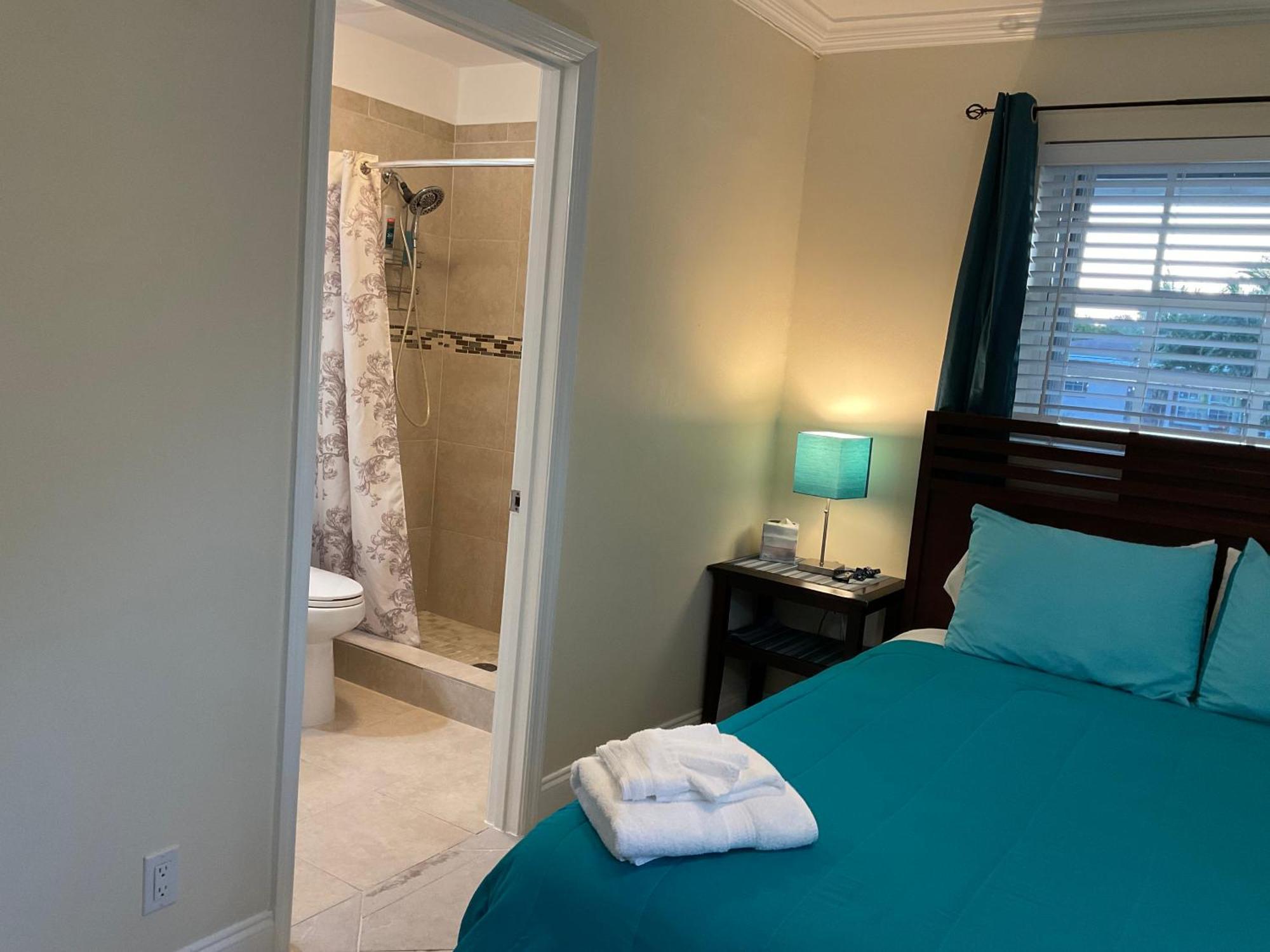 Cozy Guest Room بومبانو بيتش المظهر الخارجي الصورة